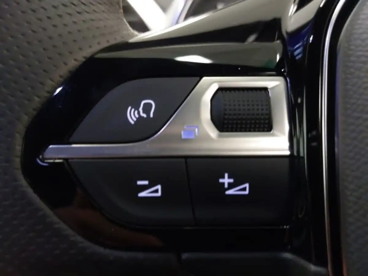 2024-peugeot-5008-suv-12-puretech-gt-130ps-big-13