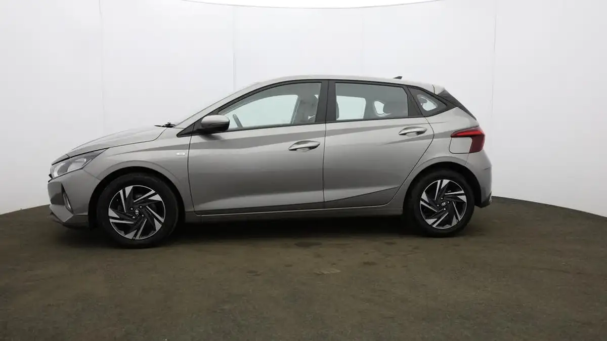 2022-hyundai-i20-10-t-gdi-se-connect-eclutch-imt-big-71