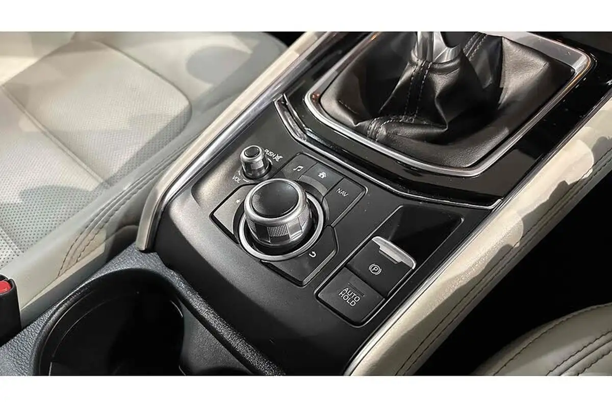 2017-mazda-cx-5-20-sport-nav-big-57
