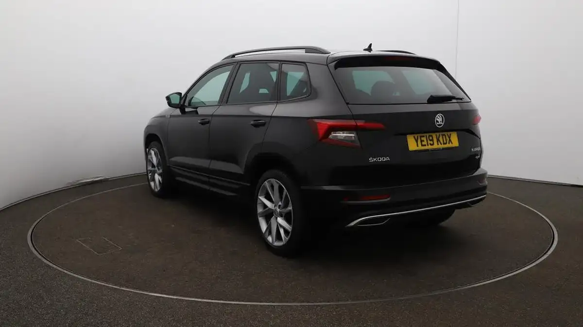 2019-skoda-karoq-20tdi-sportline-150ps-4x4-big-64
