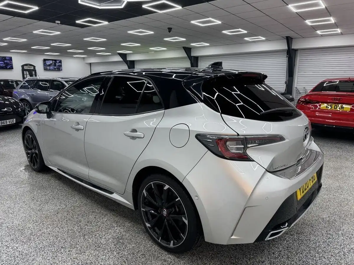 2020-toyota-corolla-big-4