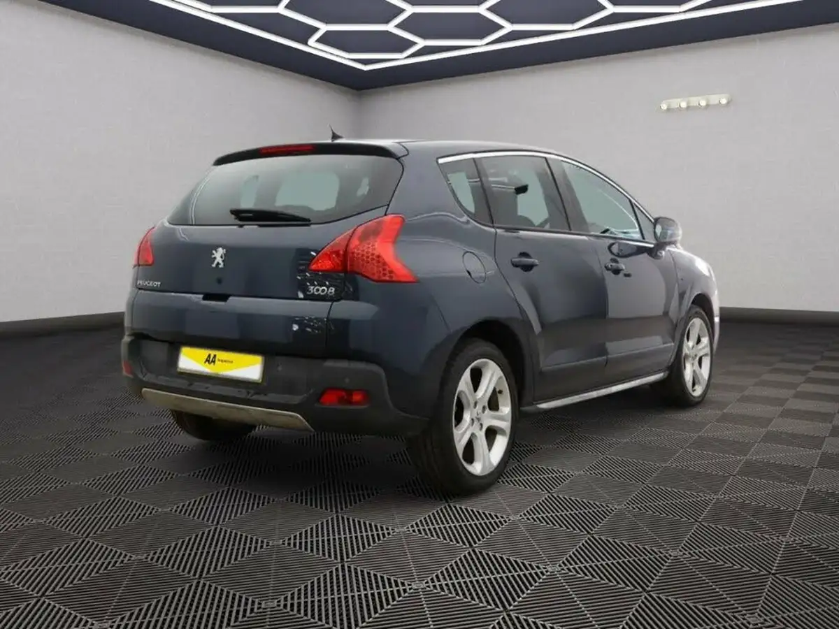 2013-peugeot-3008-crossover-16hdi-allure-big-2