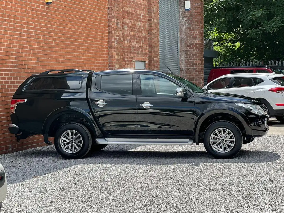2018-mitsubishi-l200-24di-d-barbarian-eu6b-auto-big-4