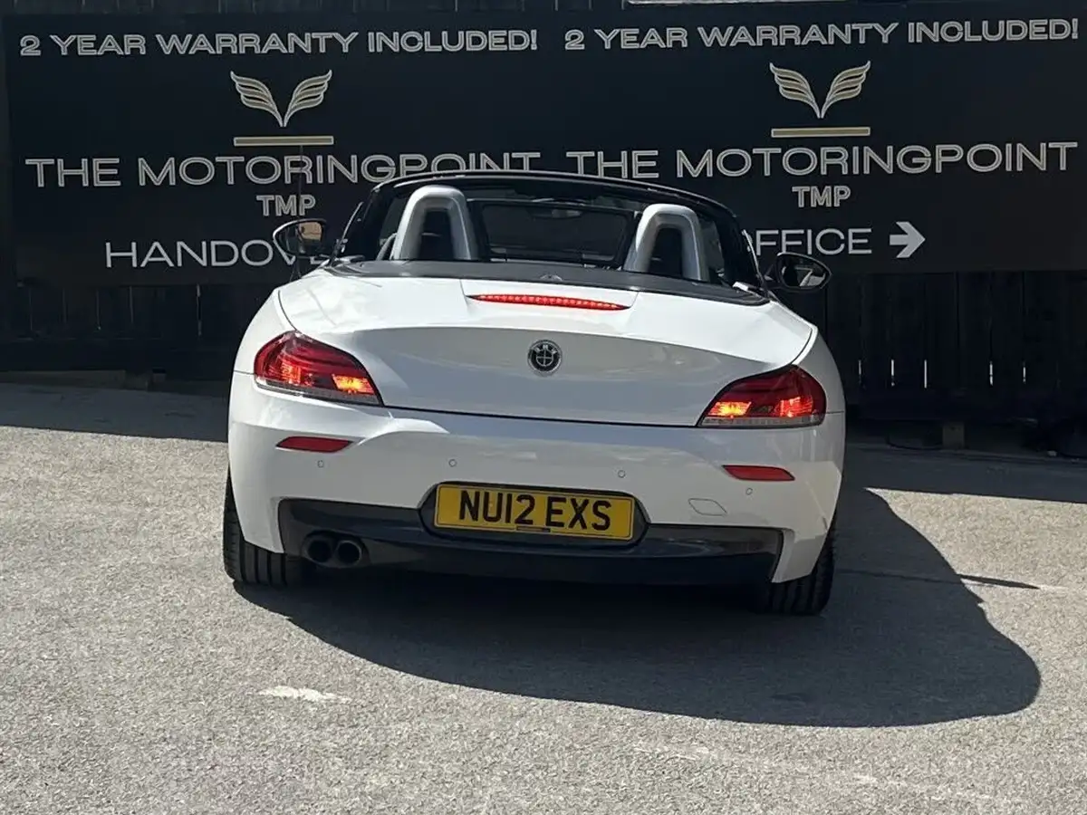 2012-bmw-z4-20-sdrive20i-m-sport-big-8