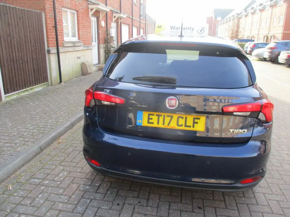 2017-fiat-tipo-14-easy-plus-hatchback-big-8