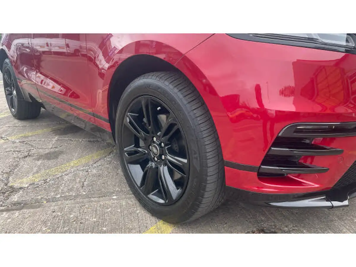 2022-land-rover-range-rover-velar-20-d200-velar-big-21