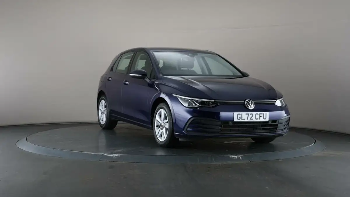 2022-volkswagen-golf-15-tsi-life-130ps-hatchback-big-50