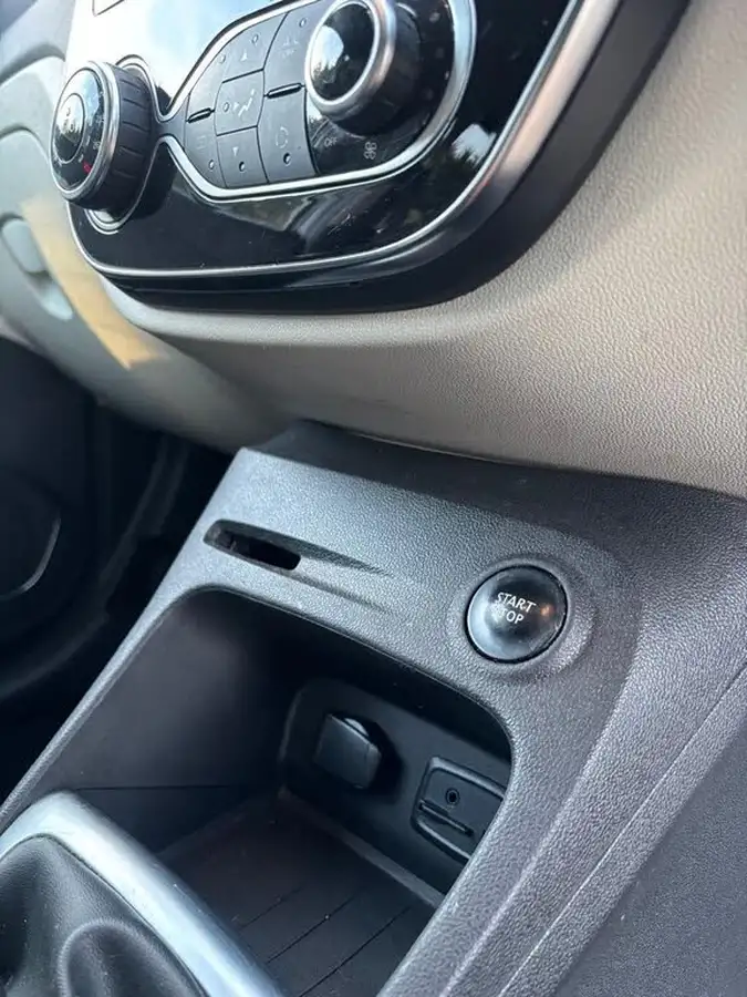 2020-renault-captur-09-tce-gt-line-big-20