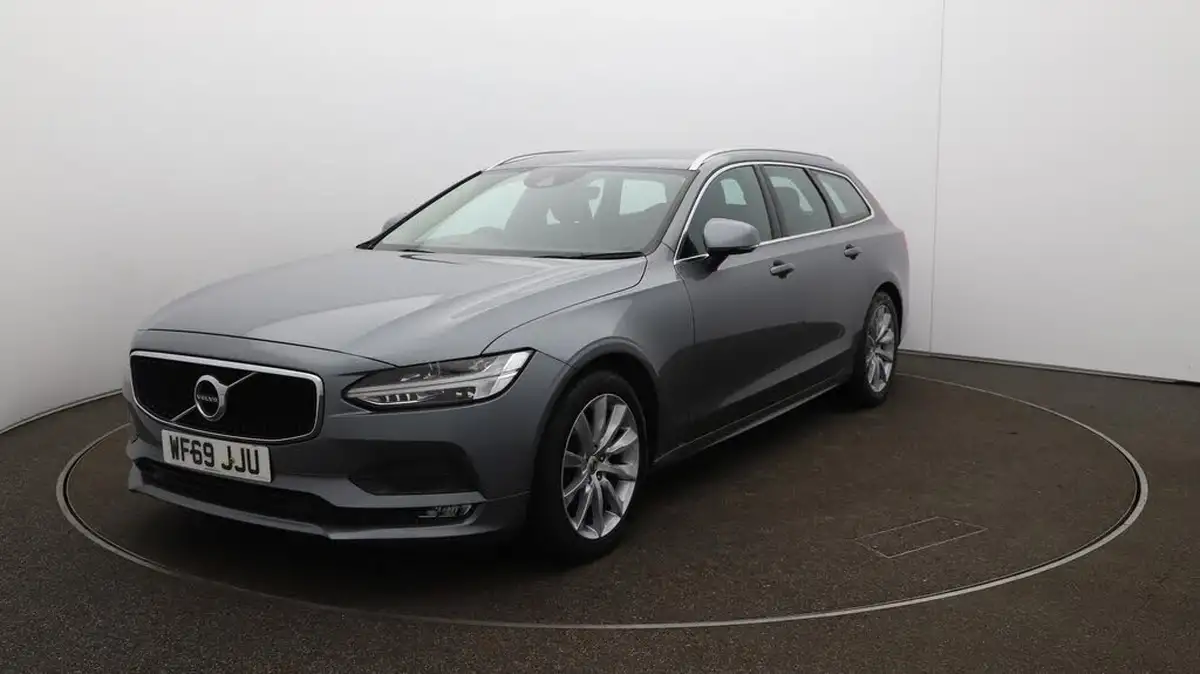2019-volvo-v90-20-t4-momentum-plus-big-35