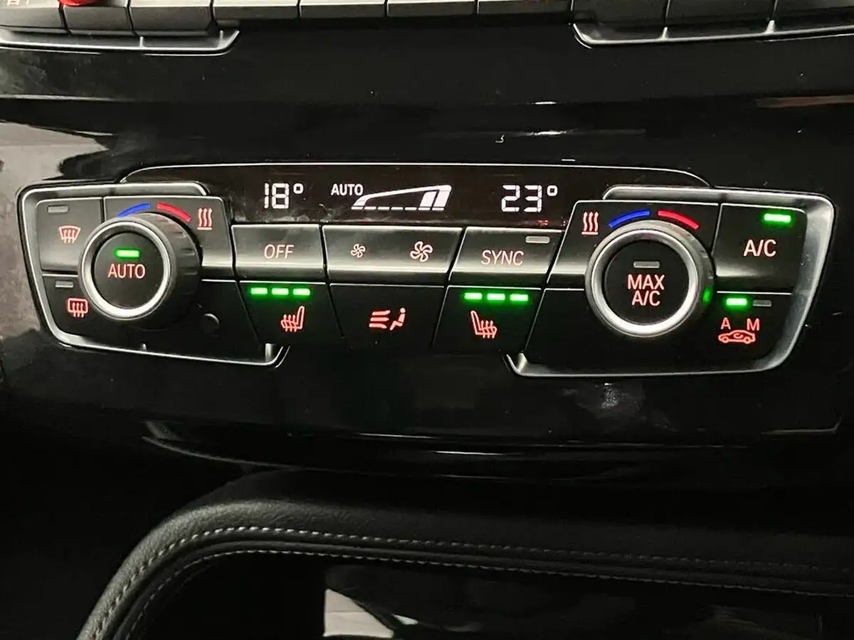 2022-bmw-x1-20td-sdrive18d-xline-sport-auto-big-13