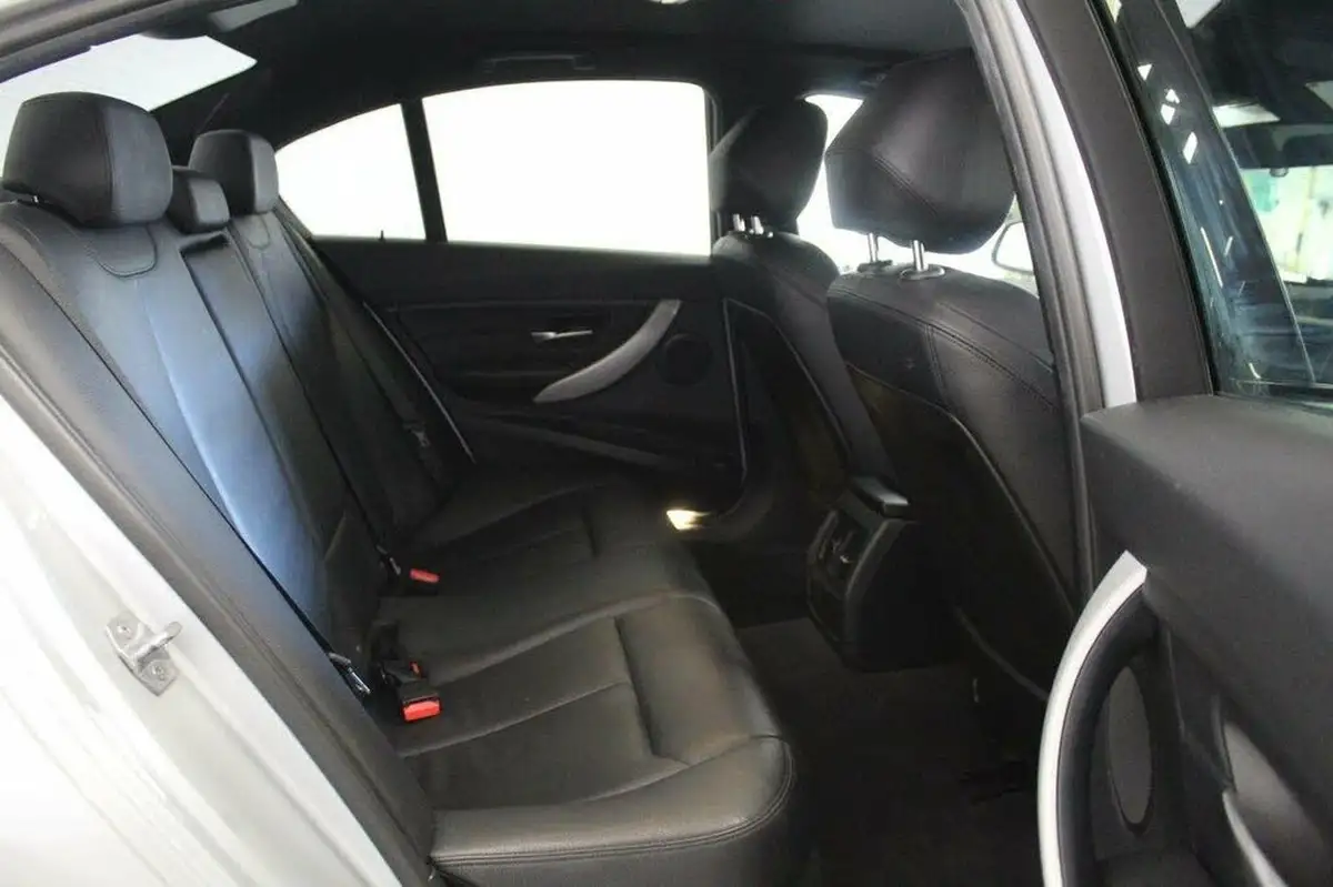 2014-bmw-3-series-20td-320d-m-sport-184bhp-blueperformance-ss-saloon-4d-big-55