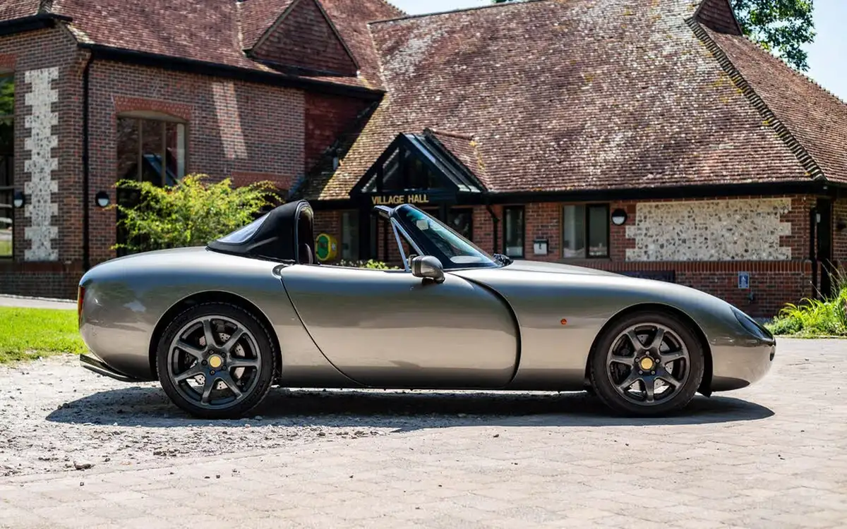 1992-tvr-griffith-39-big-2