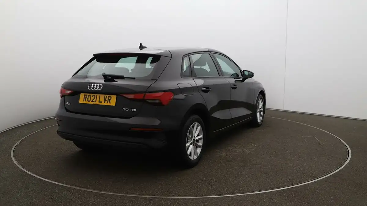 2021-audi-a3-20-30-tdi-technik-big-54