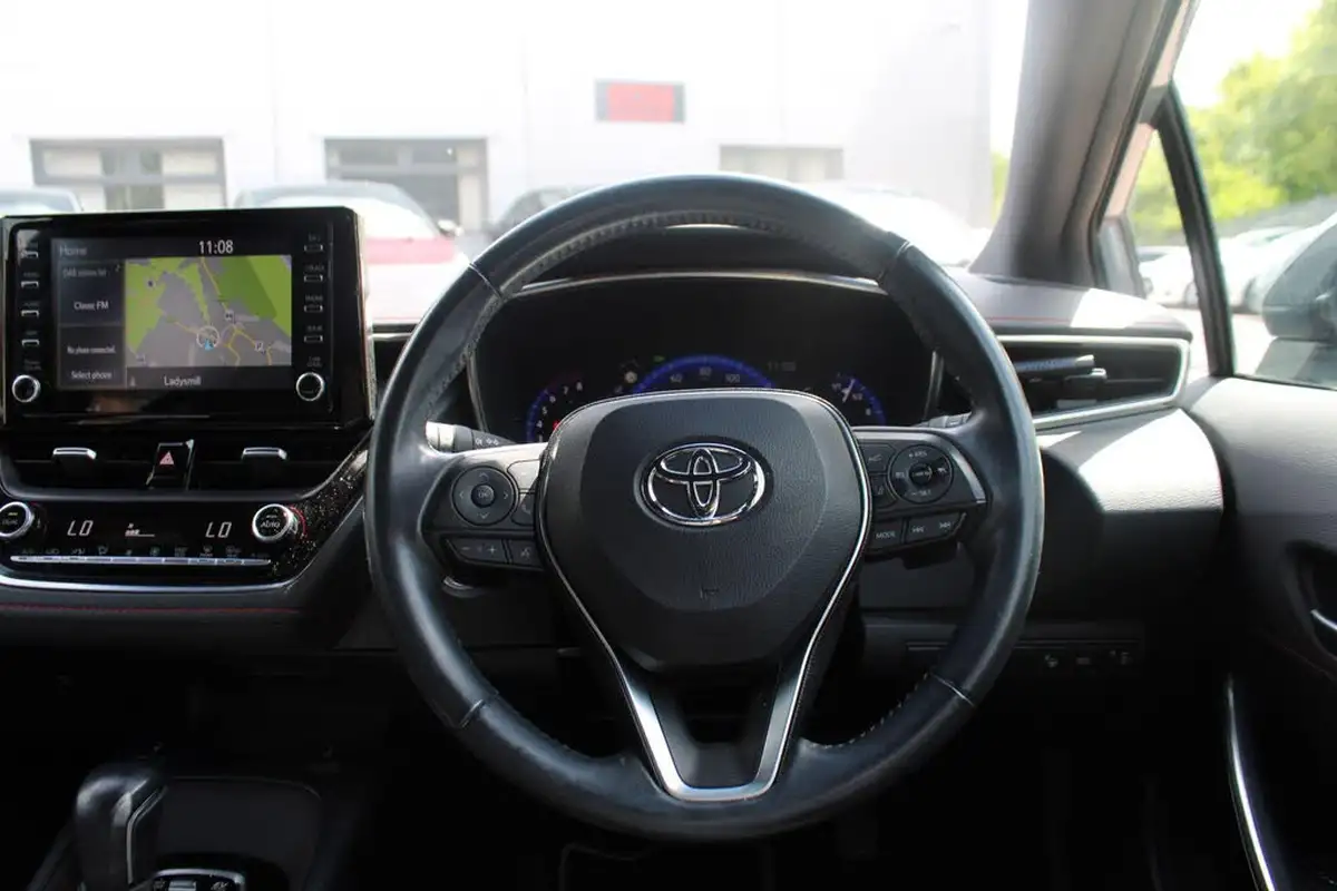 2020-toyota-corolla-20-vvt-i-excel-trk-hatchback-big-19