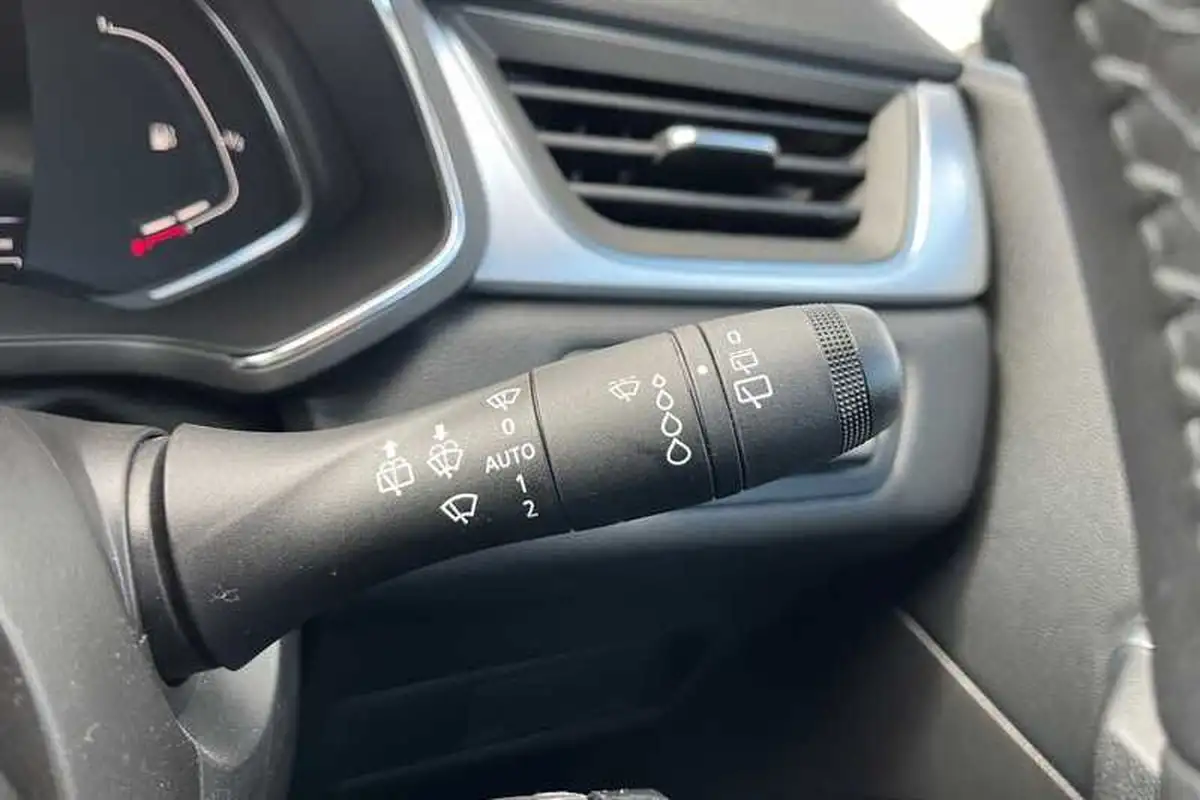 2022-renault-captur-13-tce-se-edition-edc-auto-big-26