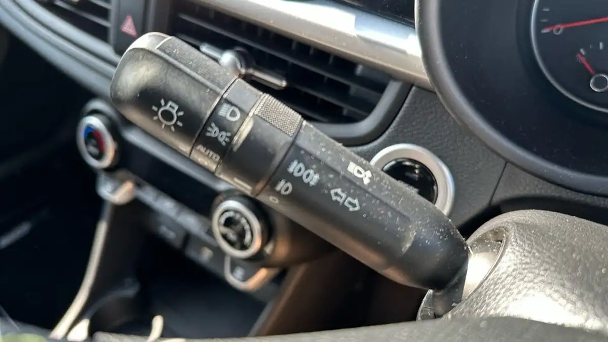 2022-kia-picanto-10-x-line-s-auto-seq-big-14