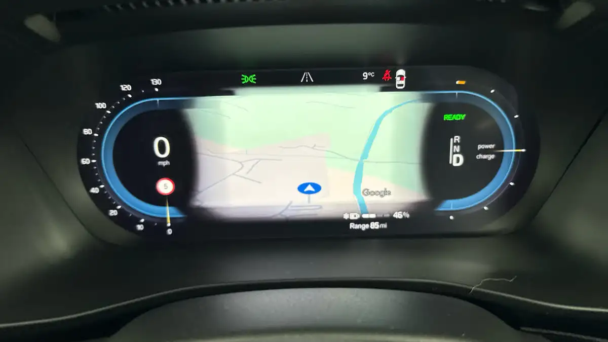 2022-volvo-xc40-e-twin-recharge-plus-big-12