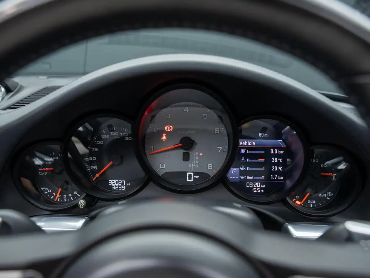 2016-porsche-911-30-carrera-s-cabriolet-pdk-big-36
