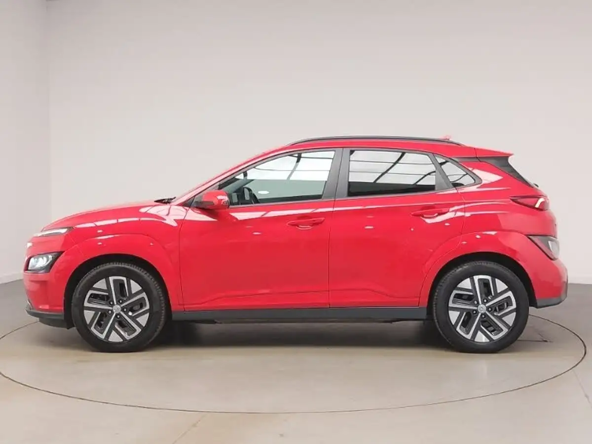 2022-hyundai-kona-e-premium-204ps-64kwh-7kw-obc-big-3