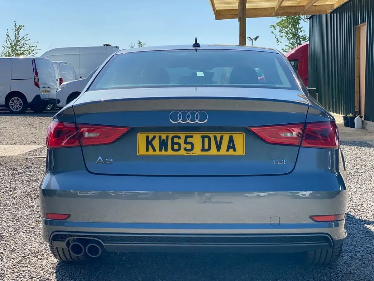 2016-audi-a3-20-tdi-s-line-184ps-nav-ss-saloon-4d-big-21