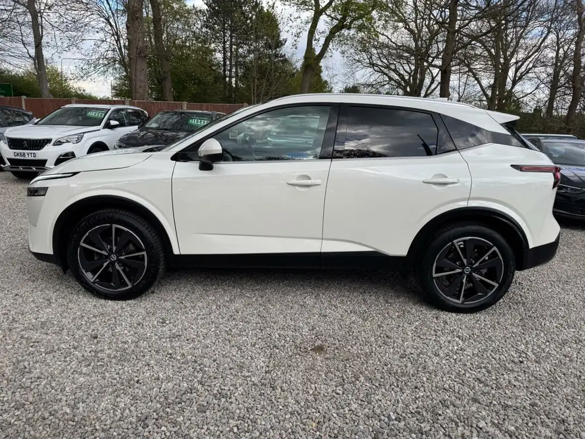 2021-nissan-qashqai-13-dig-t-tekna-158ps-xtronic-big-3