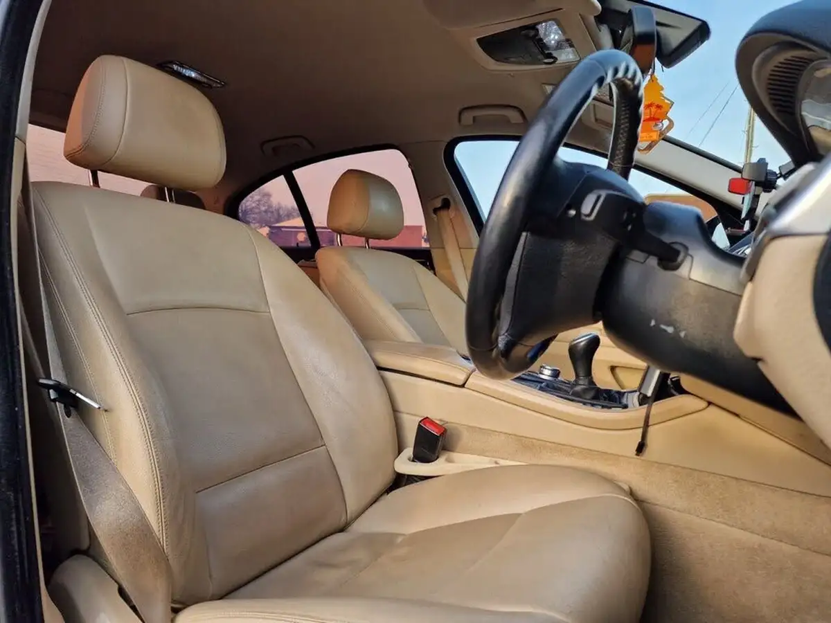 2013-bmw-5-series-20td-518d-se-saloon-4d-big-6