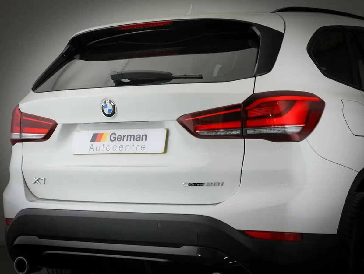2021-bmw-x1-20-sdrive20i-sport-big-5