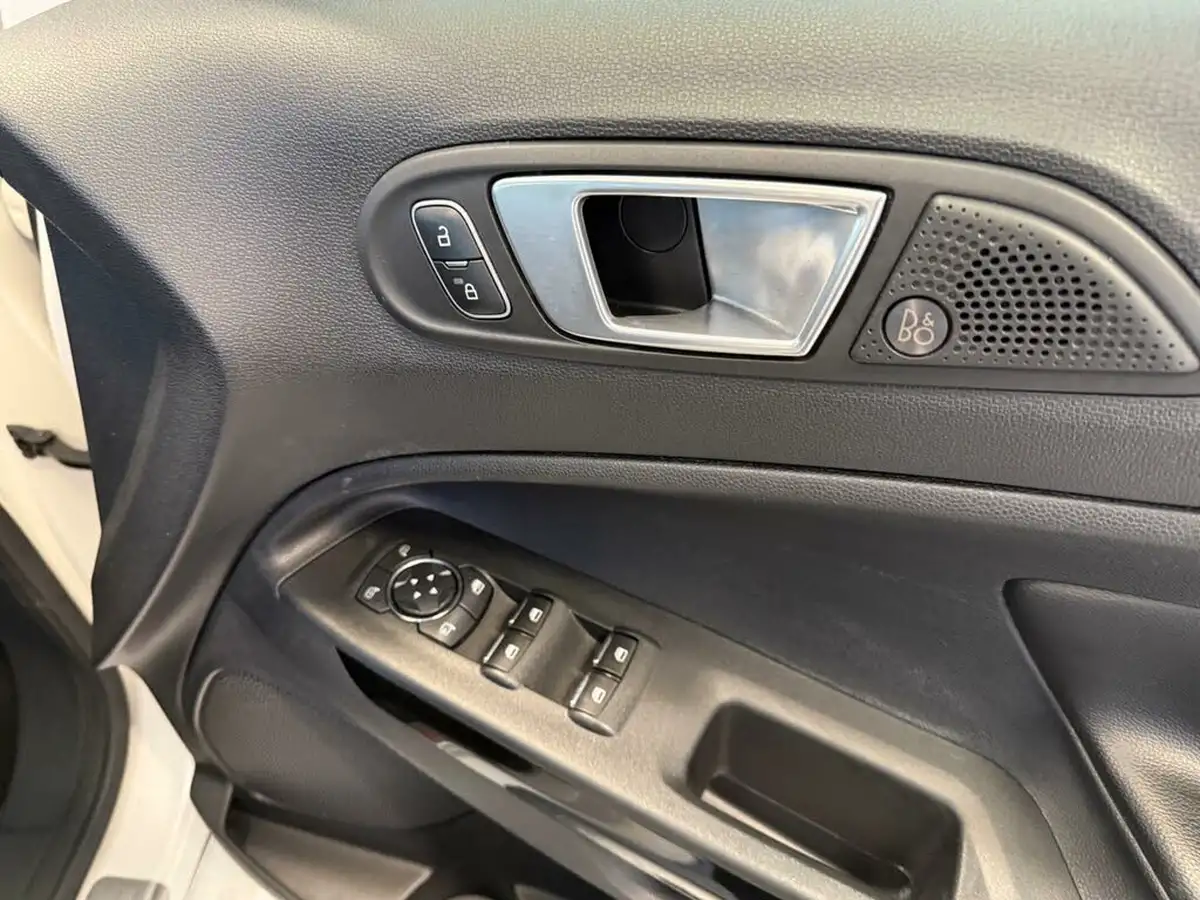 2018-ford-ecosport-10t-st-line-140ps-big-19