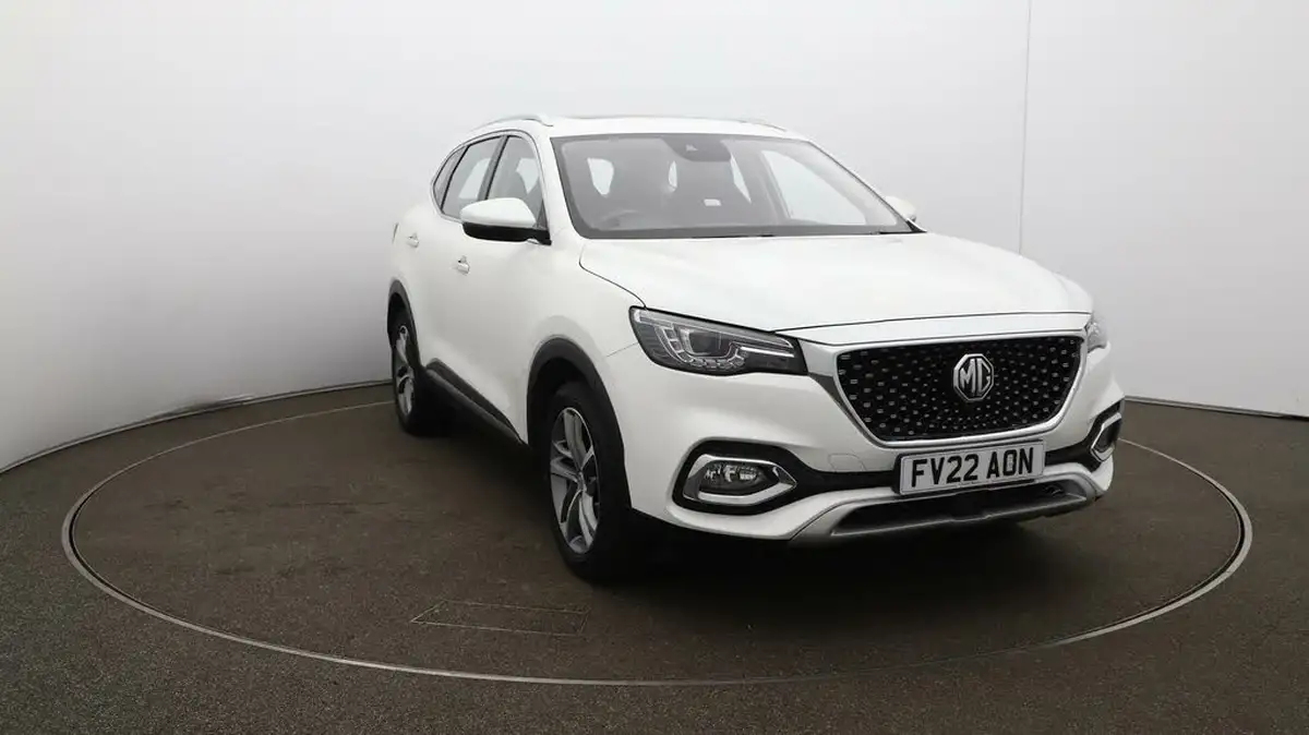 2022-mg-hs-15t-gdi-exclusive-162ps-dct-big-35