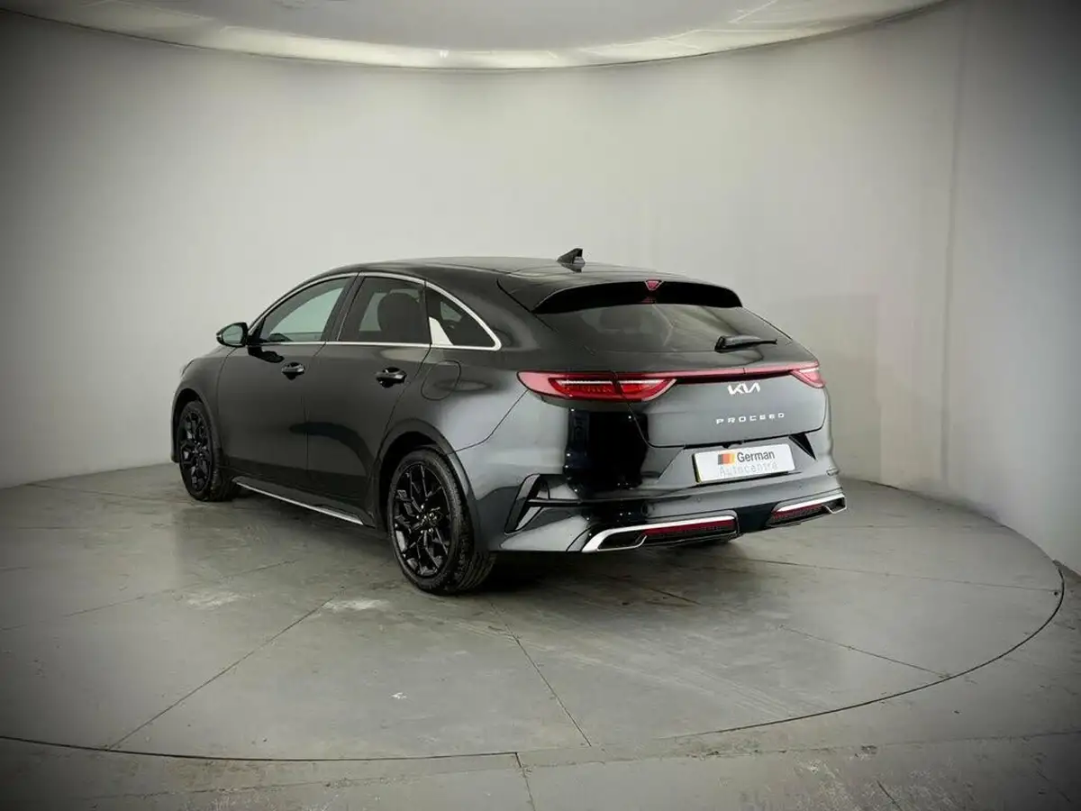 2022-kia-pro-ceed-15-t-gdi-gt-line-big-16
