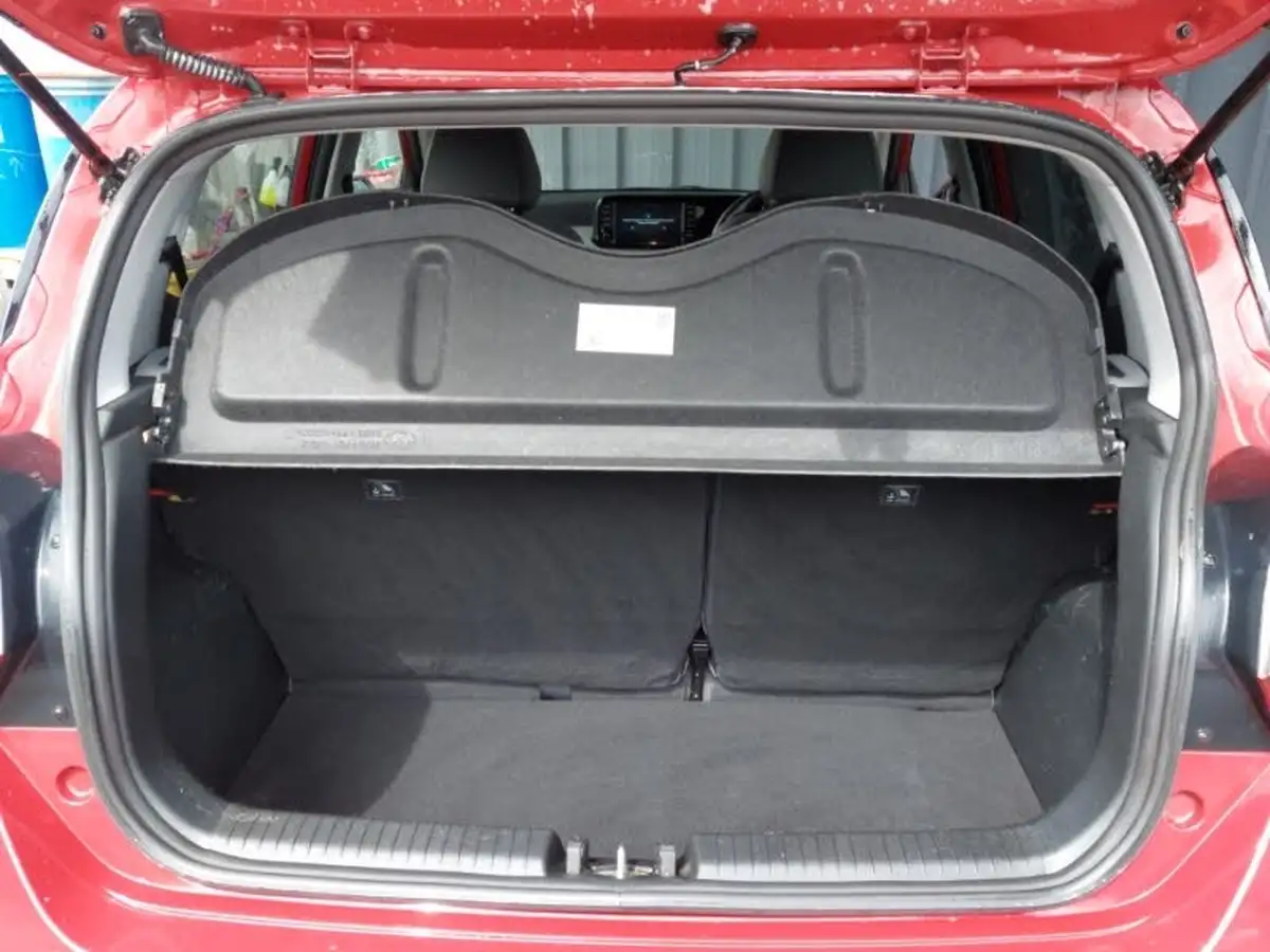 2022-hyundai-i10-12-premium-auto-big-7
