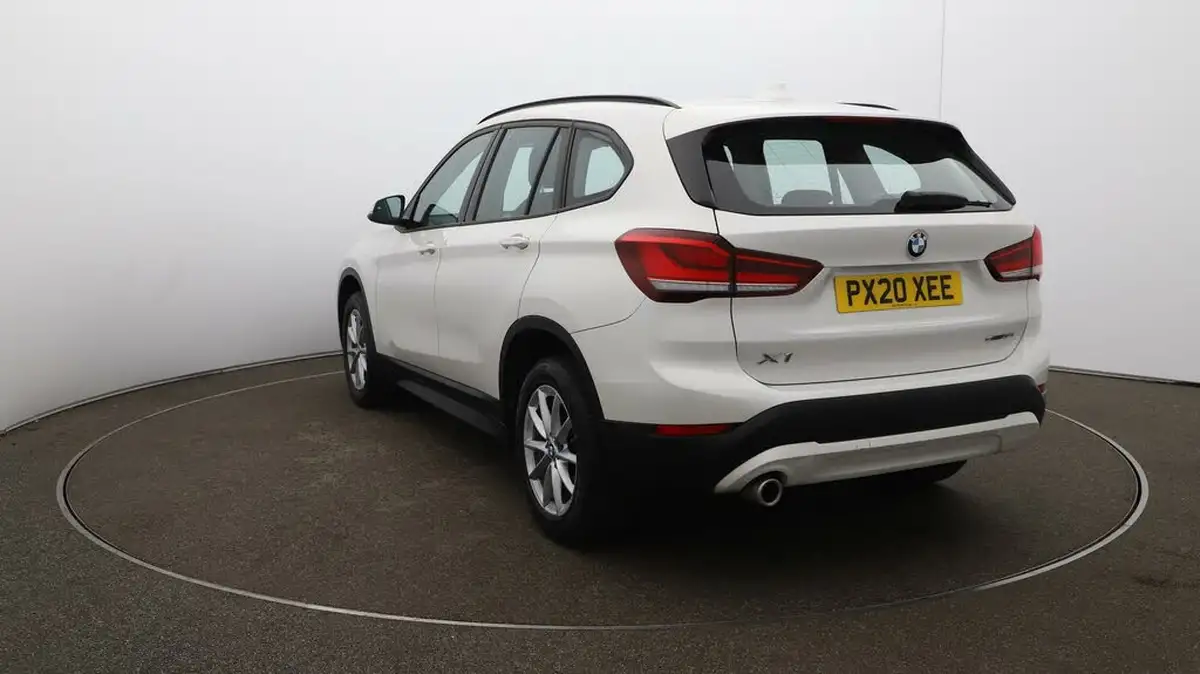 2020-bmw-x1-15-sdrive18i-se-big-52