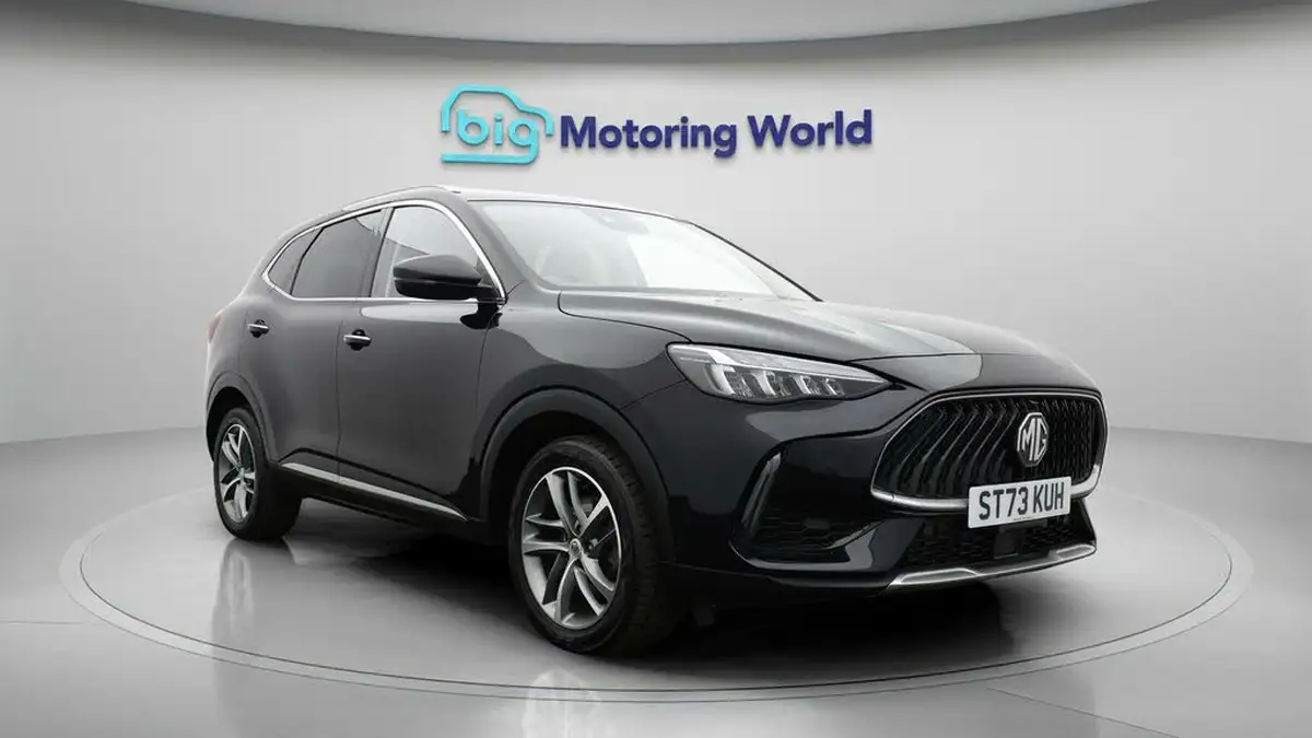2024-mg-hs-15t-gdi-trophy-162ps-1490cc-dct-big-1