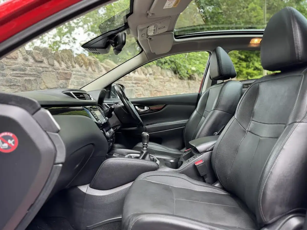2017-nissan-qashqai-15dci-tekna-big-26