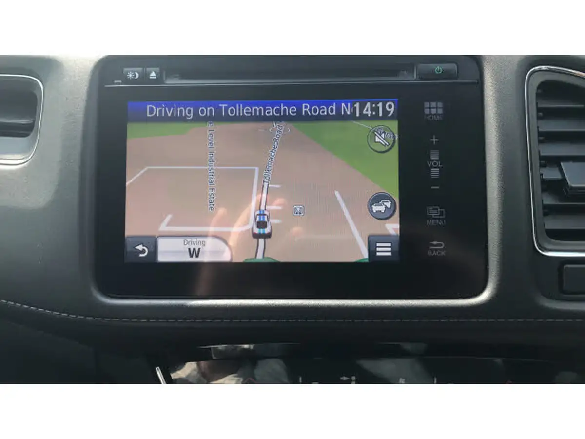 2019-honda-hr-v-15-i-vtec-se-big-38