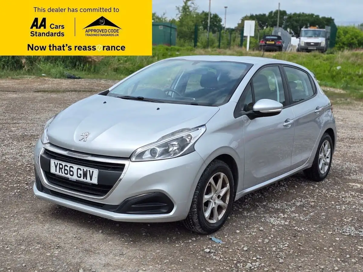 2016-peugeot-208-12-puretech-active-82bhp-ss-5d-etg5-big-2