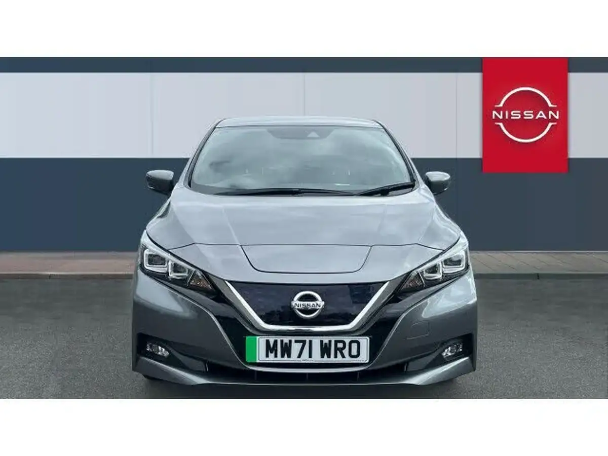 2021-nissan-leaf-e-tekna-big-2
