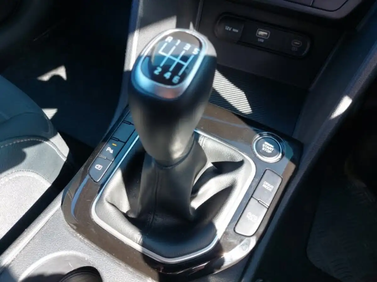 2023-kia-sportage-16-t-gdi-3-148bhp-big-15