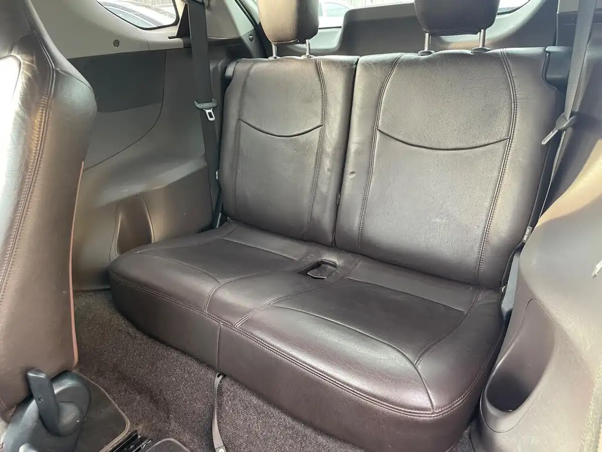 2009-toyota-iq-10-2-big-23