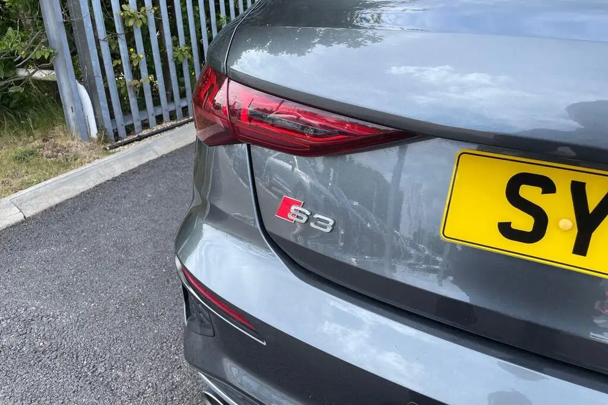 2021-audi-s3-20-tfsi-sportback-5d-big-50