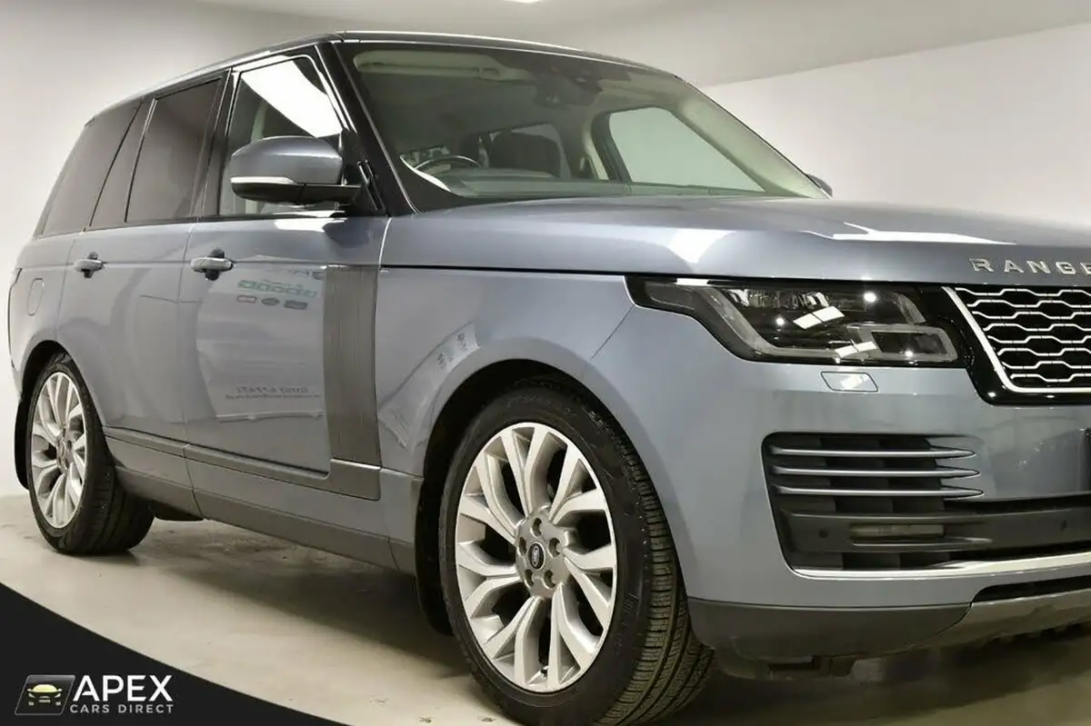 2019-land-rover-range-rover-30-sdv6-vogue-big-28
