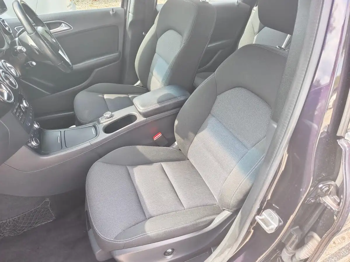 2014-mercedes-benz-b-class-big-18