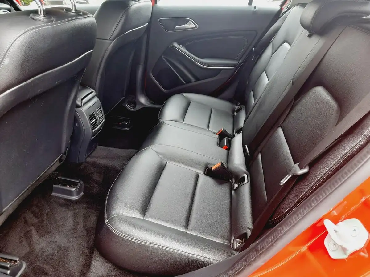 2017-mercedes-benz-a-class-15d-a180d-sport-executivess-big-10