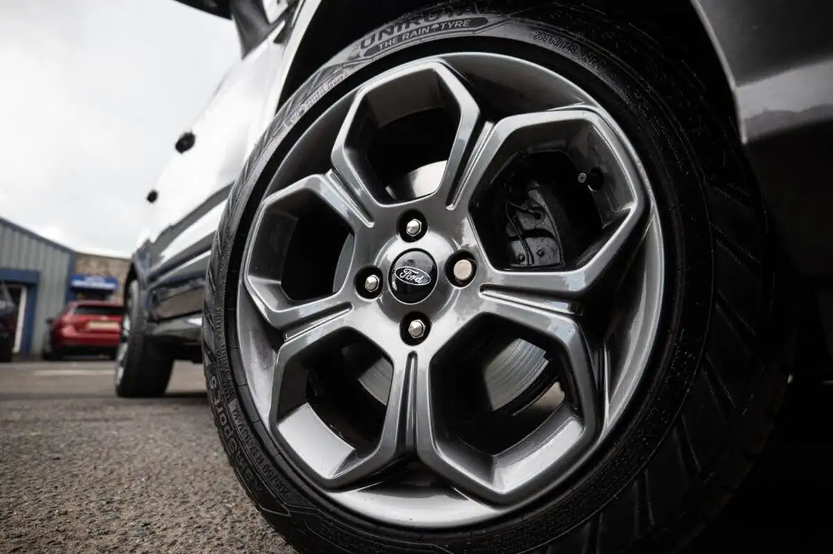 2019-ford-ecosport-10t-st-line-125ps-big-34