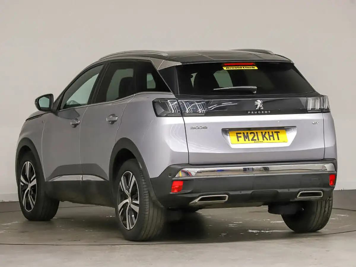 2021-peugeot-3008-suv-12-puretech-gt-eat8-big-1