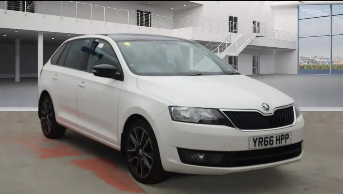 2016-skoda-rapid-spaceback-12-tsi-se-sport-big-0