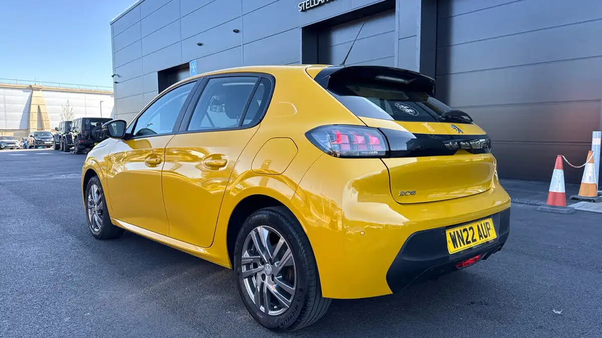 2022-peugeot-208-12-puretech-active-premium-75bhp-big-5