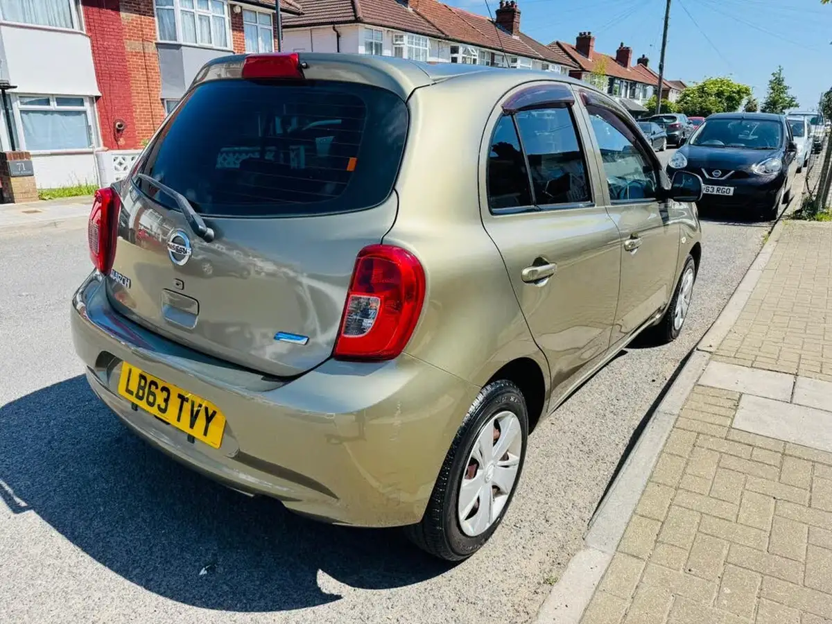 2014-nissan-micra-12-acenta-80ps-cvt-big-6