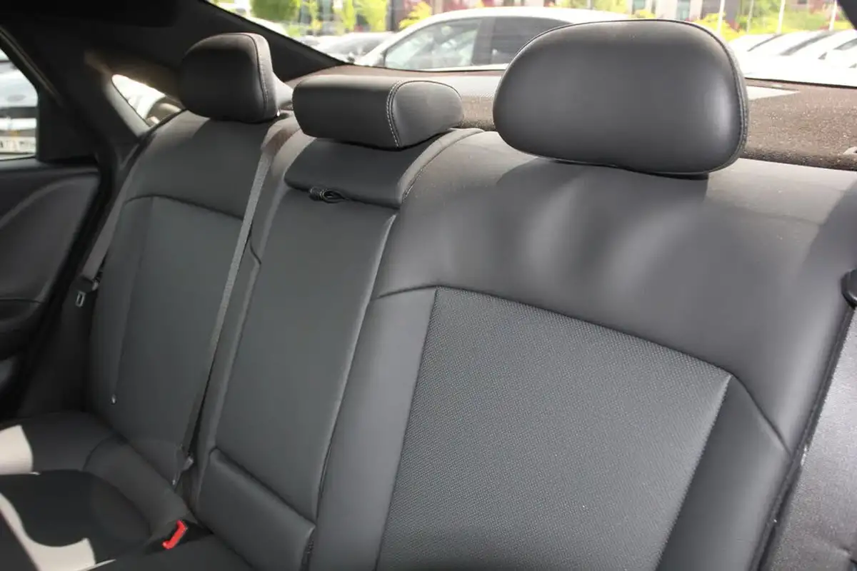 2024-hyundai-ioniq-6-e-ultimate-228ps-single-motor-rwd-big-12