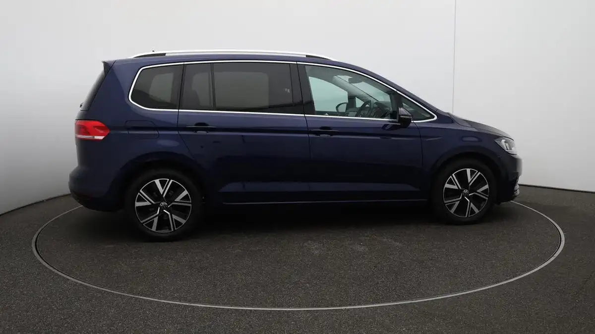 2020-volkswagen-touran-15-tsi-sel-dsg-big-44